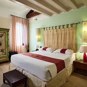 3* Oda ve Kahvaltı La Villeggiatura